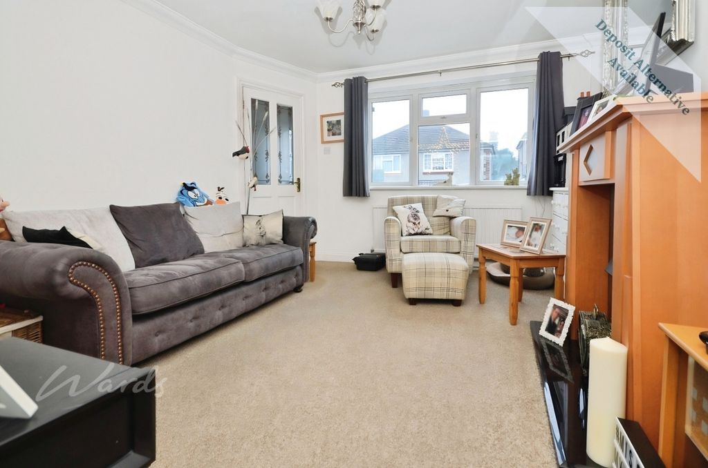 Property photo 3 of 7 Settington Lounge