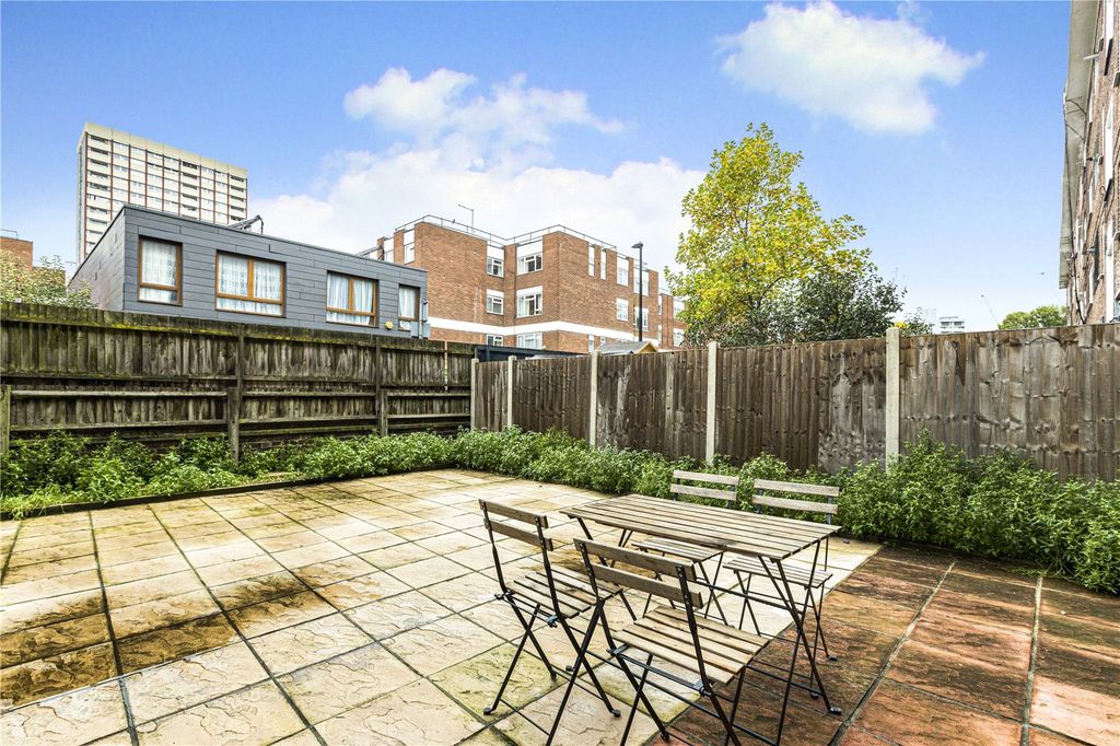 Property photo 3 of 17 Picture No. 14