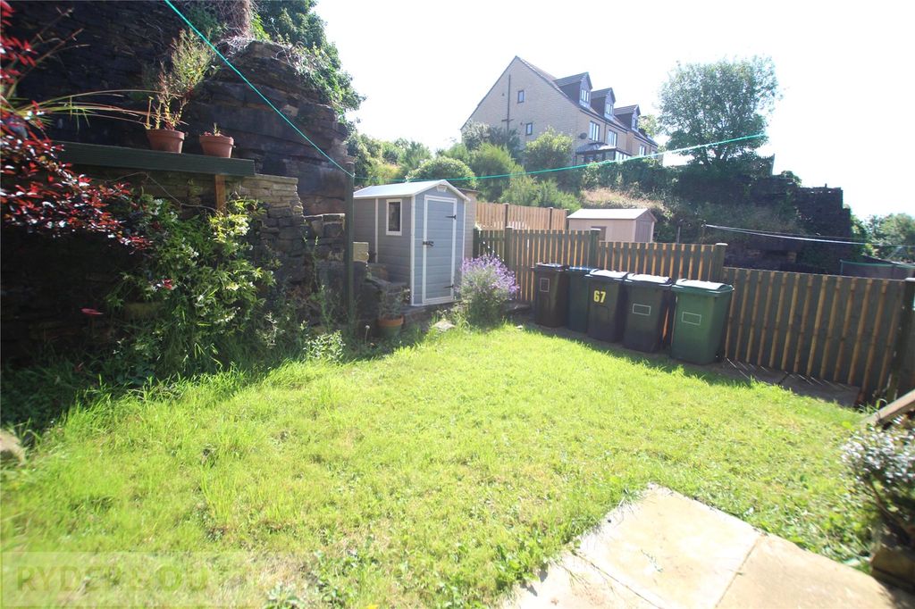 Property photo 2 of 24 Rear Garden
