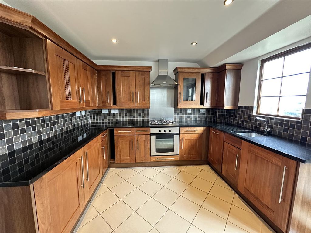 Property photo 2 of 22 20260326_153550805_Ios.Jpg