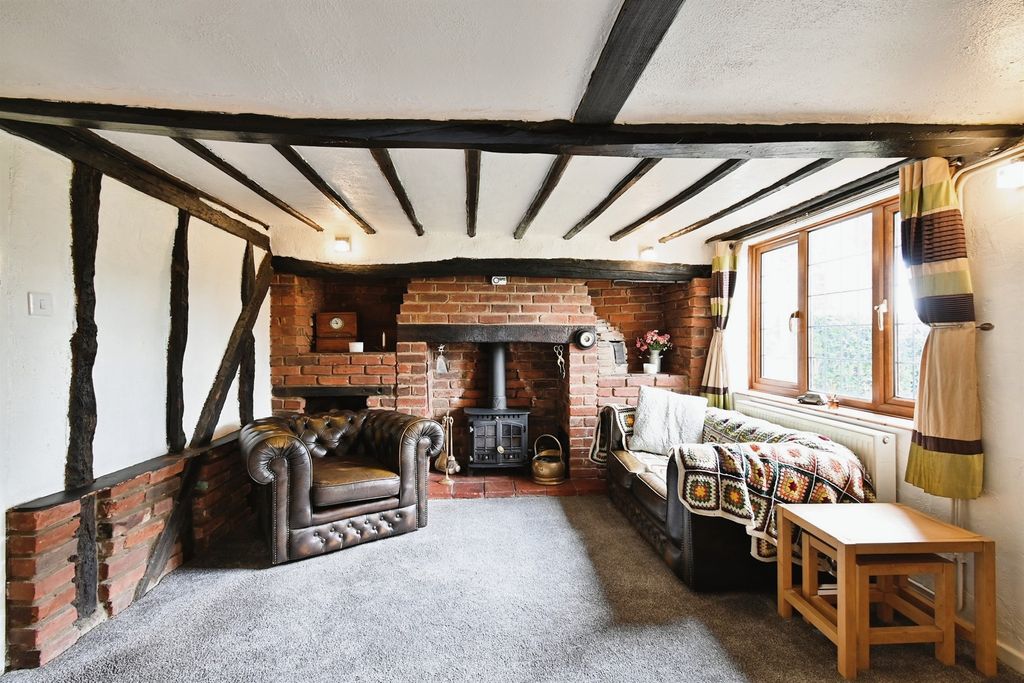 Property photo 2 of 16