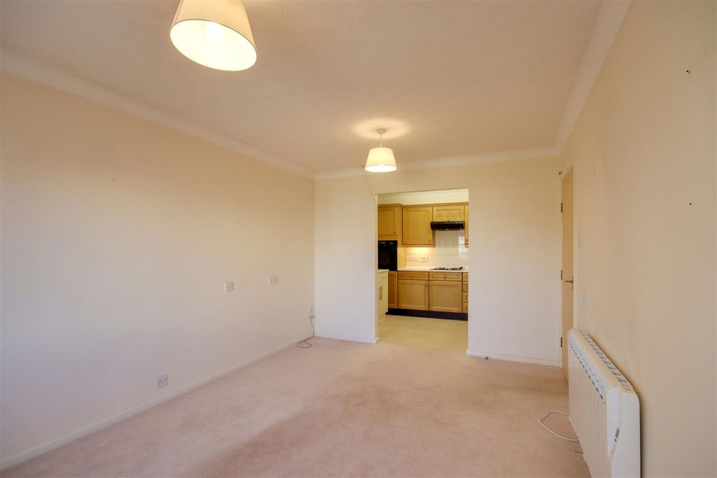 Property photo 3 of 18 Img_1110-Img_1114.Jpg