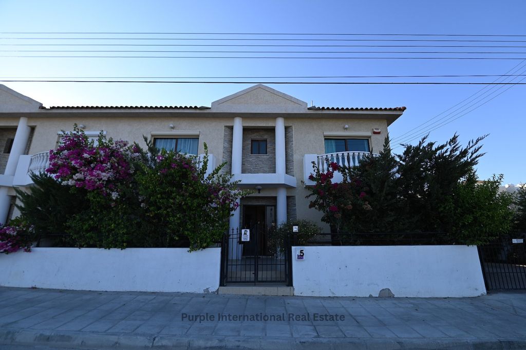 Property photo 1 of 30