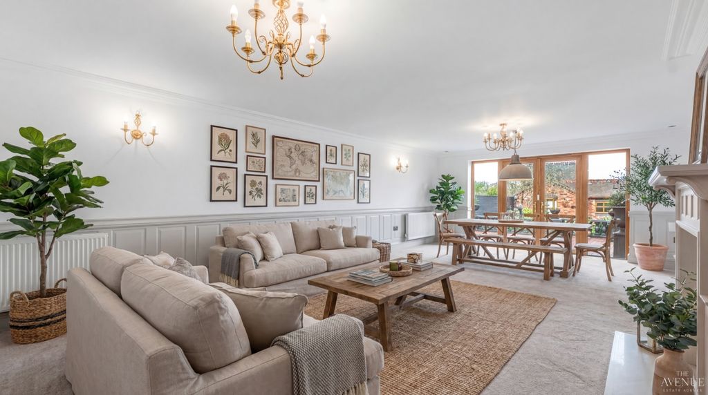 Property photo 2 of 29 4855246