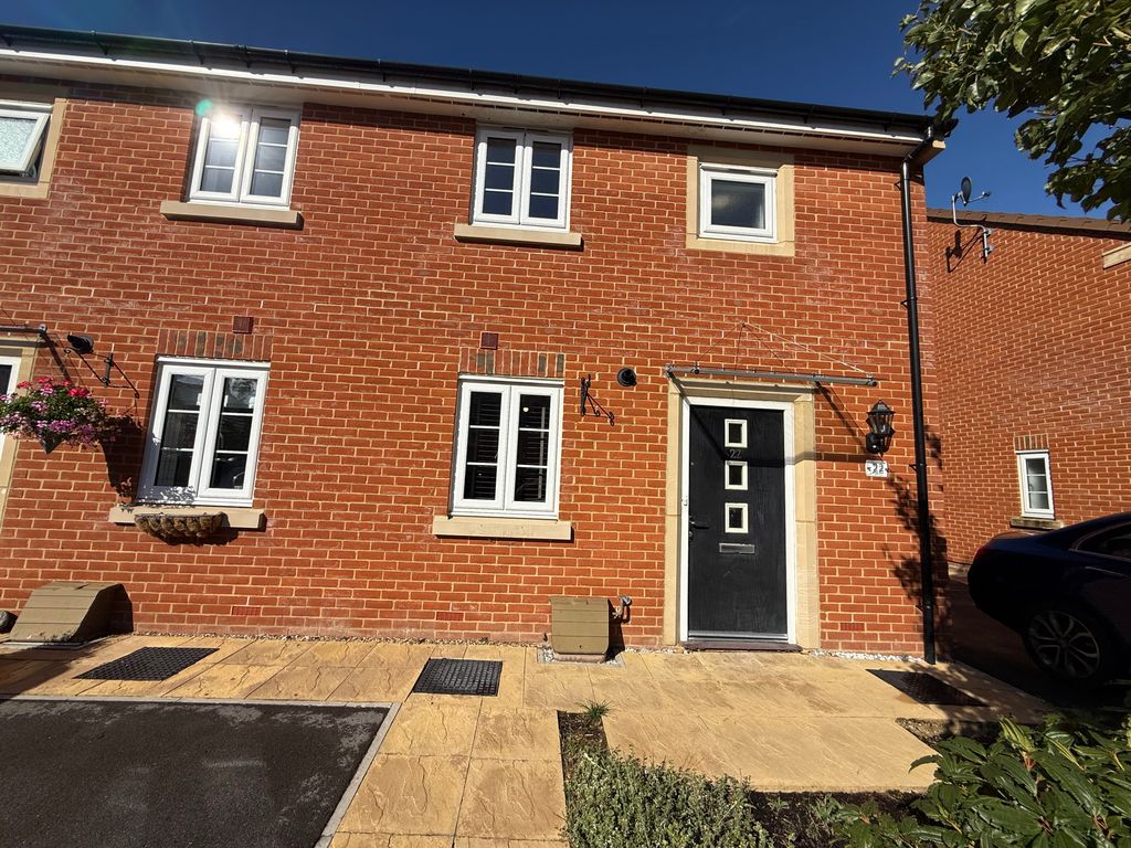 Property photo 1 of 35