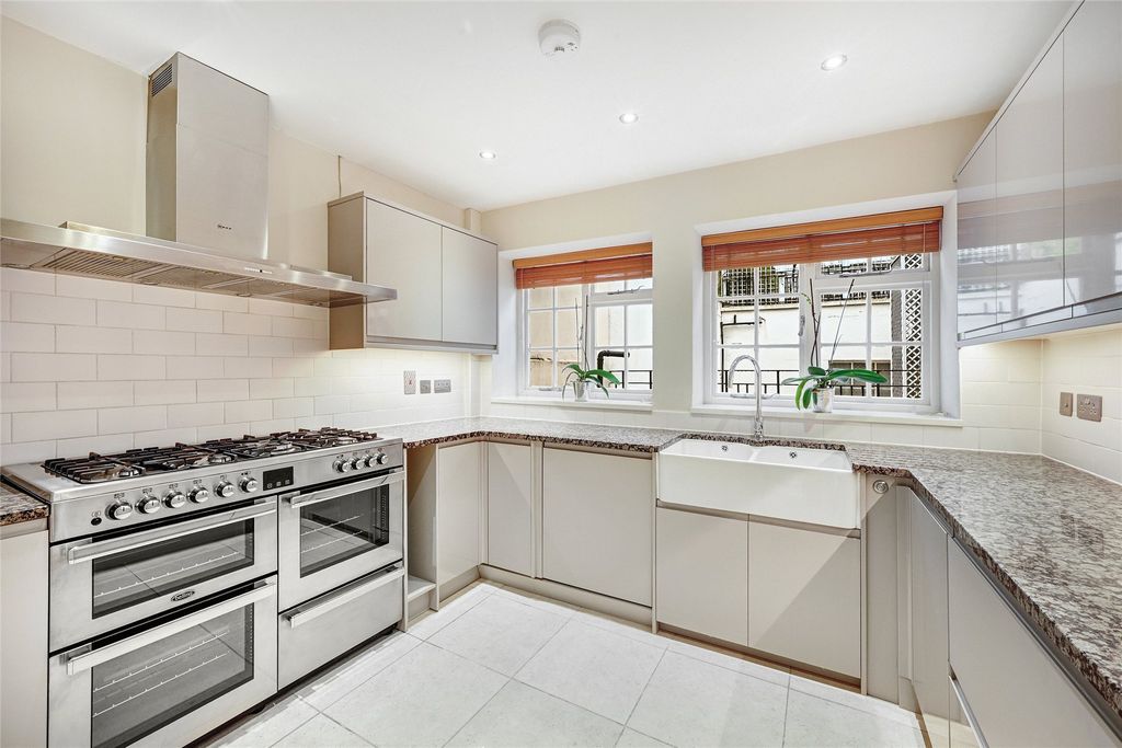 Property photo 3 of 17 Picture No. 26