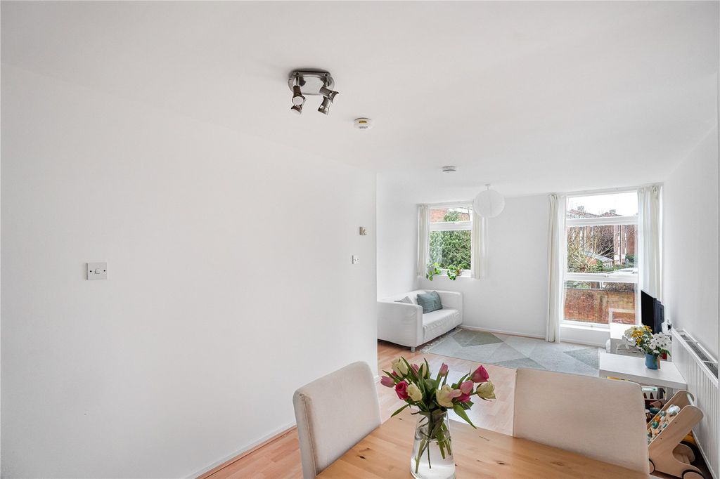 Property photo 2 of 10 Picture No. 03