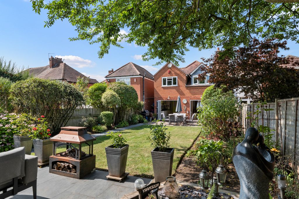 Property photo 2 of 21 Rear Aspect