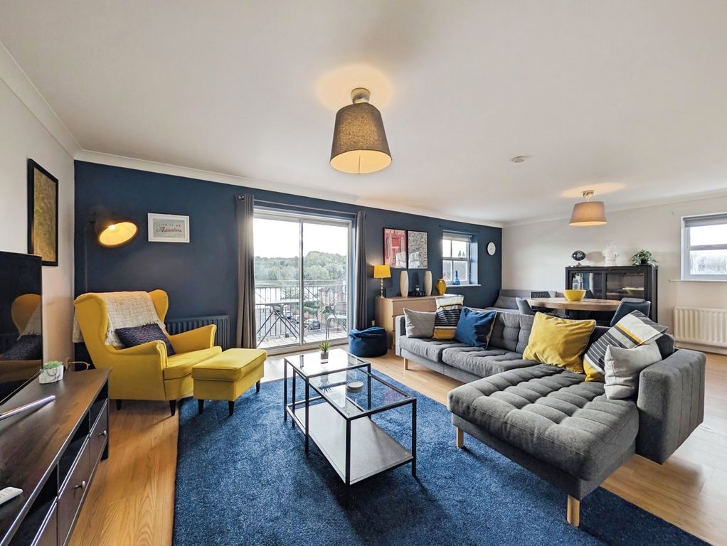 Property photo 3 of 16 Pbox-Img.Jpg