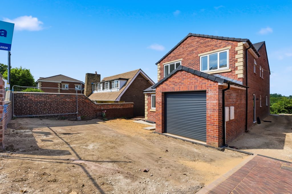 Property photo 1 of 14 P2018621