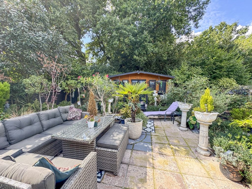 Property photo 2 of 26