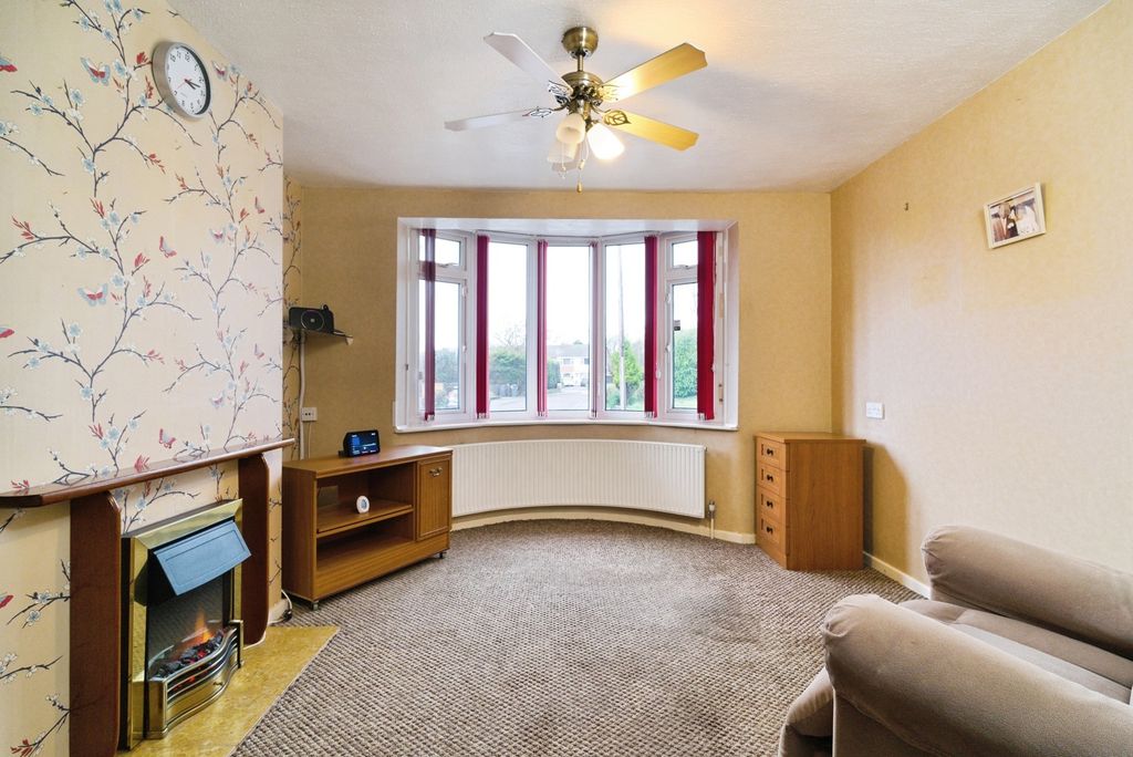 Property photo 3 of 18 Pbox-Img.Jpg