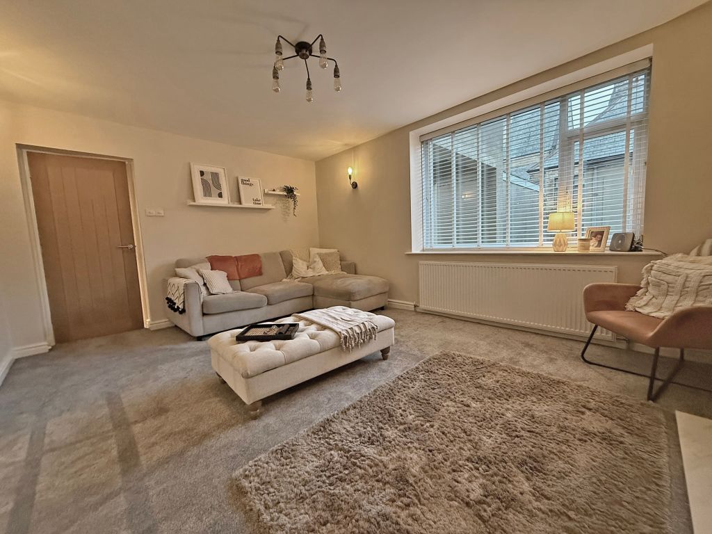 Property photo 3 of 14 Img_5733