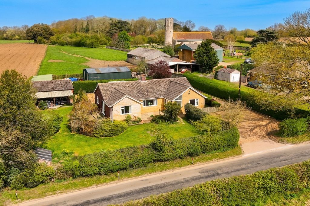 Property photo 1 of 31