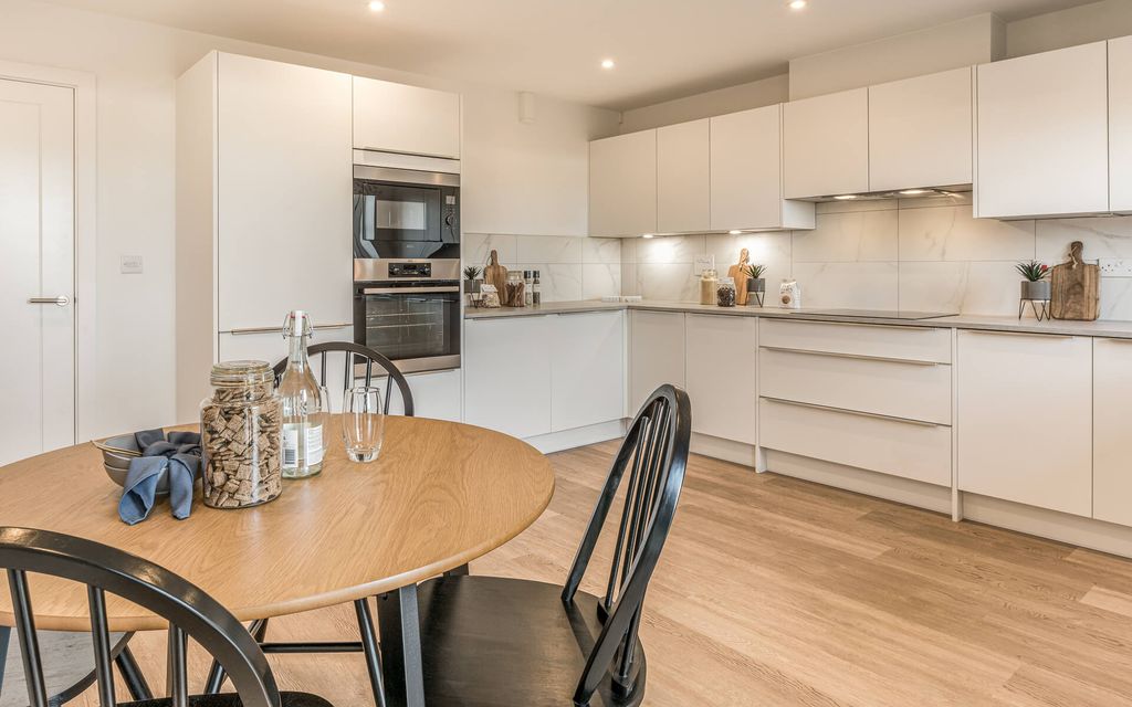 Property photo 2 of 9 Similar Show Home