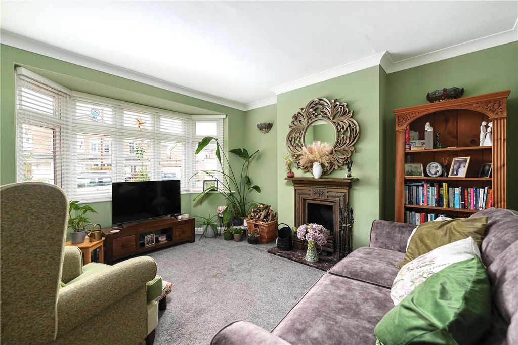 Property photo 2 of 21 Picture No. 10