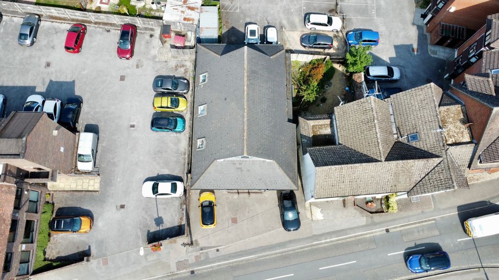 Property photo 2 of 12 Picture No. 12