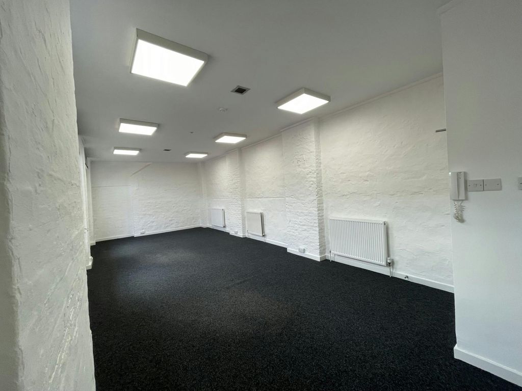 Property photo 3 of 8 1 - Suite 2.Jpg