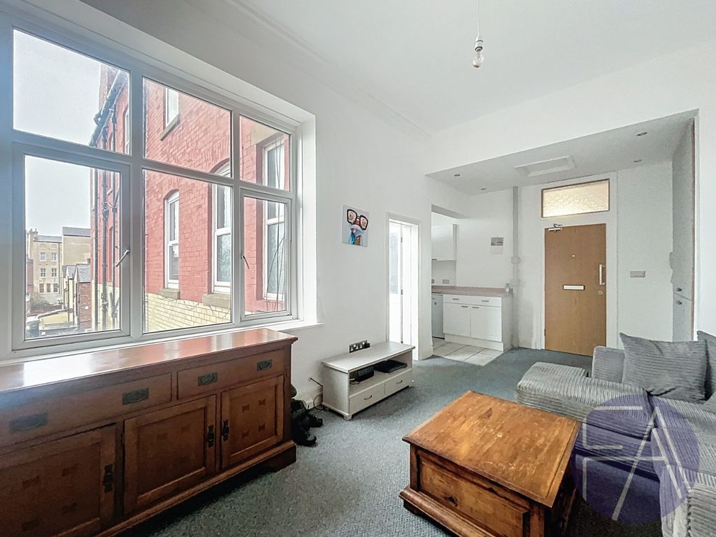 Property photo 3 of 8 4656895