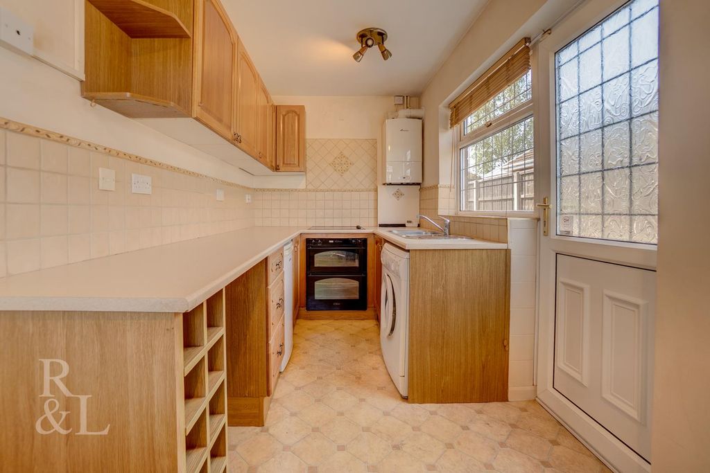 Property photo 2 of 18 Batched  (2).Jpg