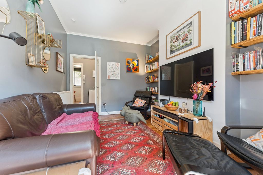 Property photo 3 of 26