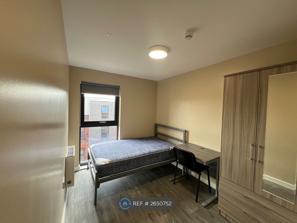 Property photo 3 of 5