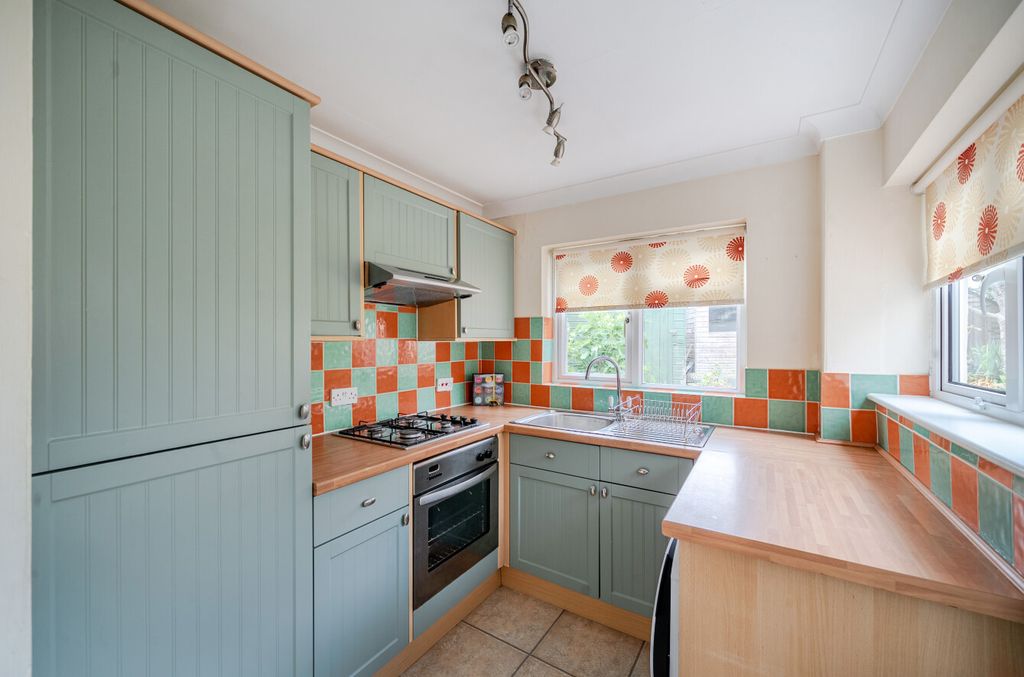 Property photo 2 of 15 1493790-8-6A54A9d...