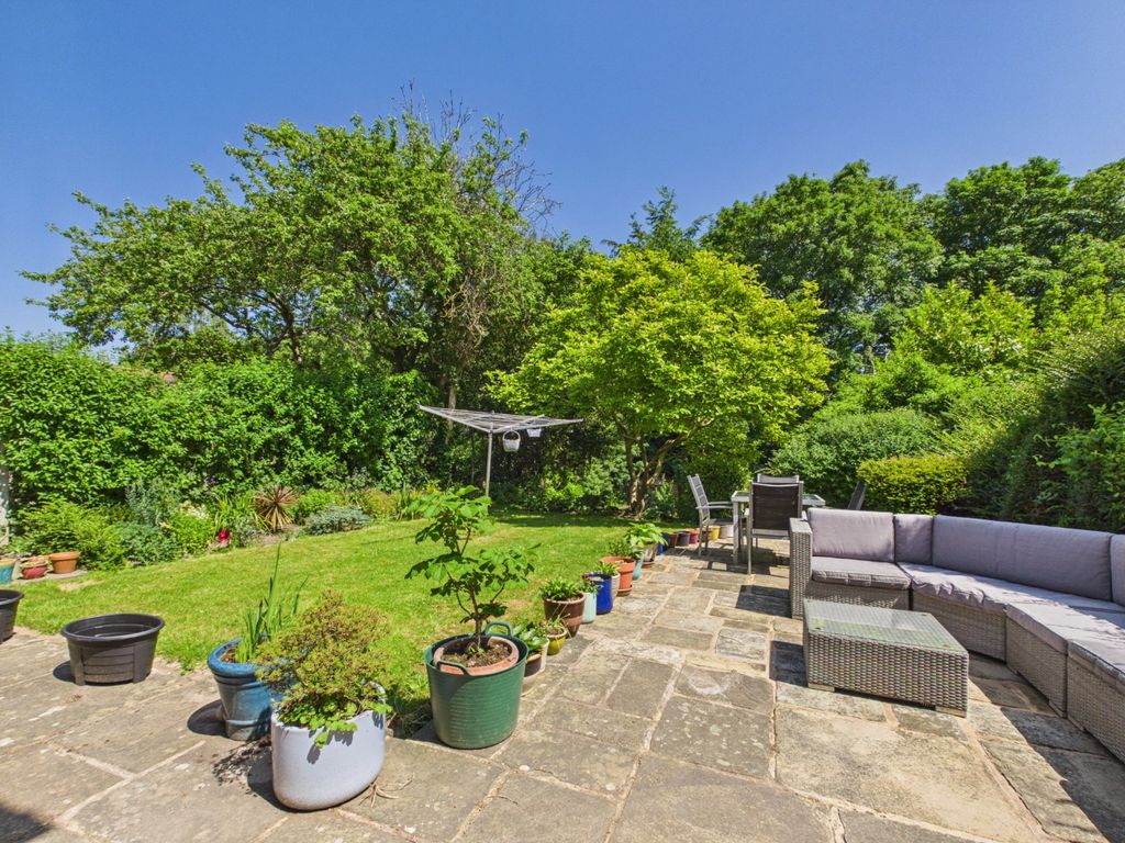 Property photo 2 of 24 5179724