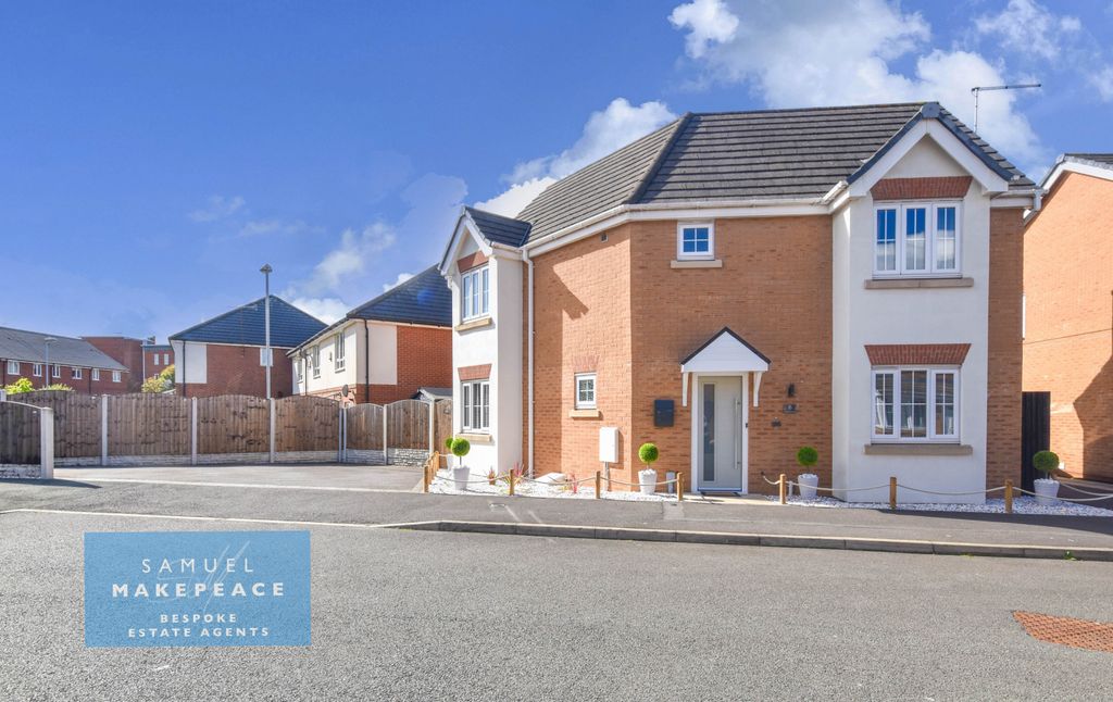 Property photo 1 of 32 Stylish Three-Bedroom Detached Home On A Generous Corner Plot €“ Modern Living With Room To Grow