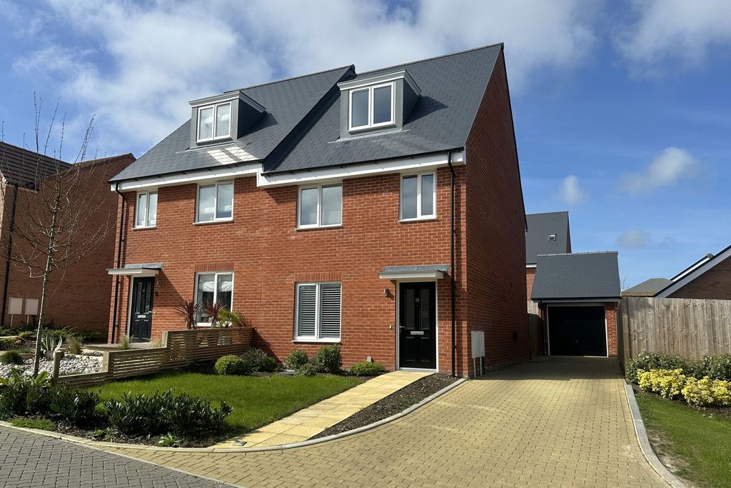 Property photo 1 of 20 Photo 21