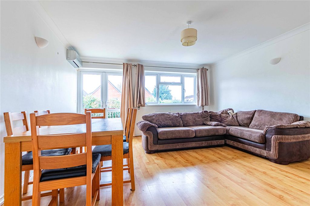 Property photo 3 of 10 Picture No. 09