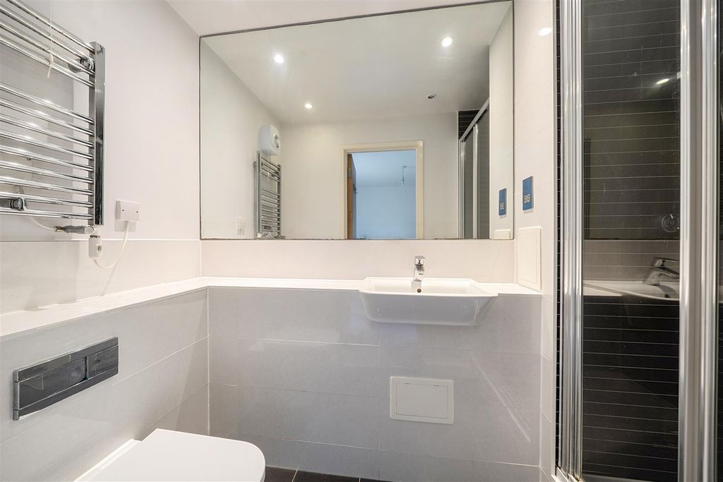 Additional image 16 of 2 bed flat for saleLily Close, Pinner HA5