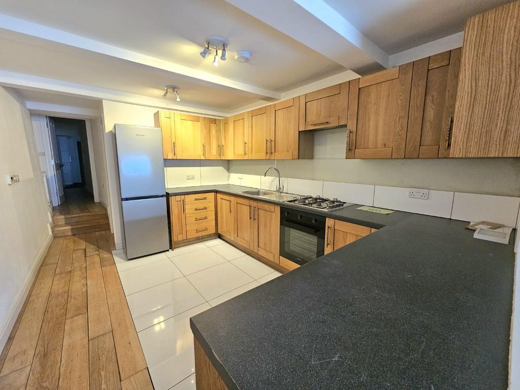 Property photo 3 of 14 Irdb5150.Jpg