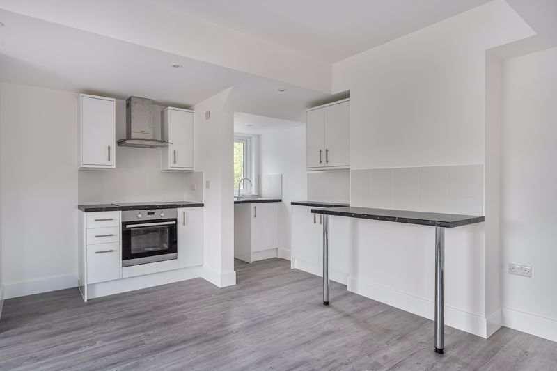 Property photo 1 of 11 Kitchen