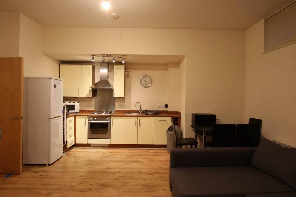 Property photo 2 of 7
