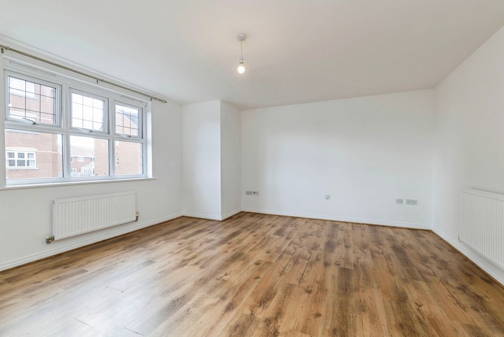 Property photo 3 of 14 Pbox-Img.Jpg