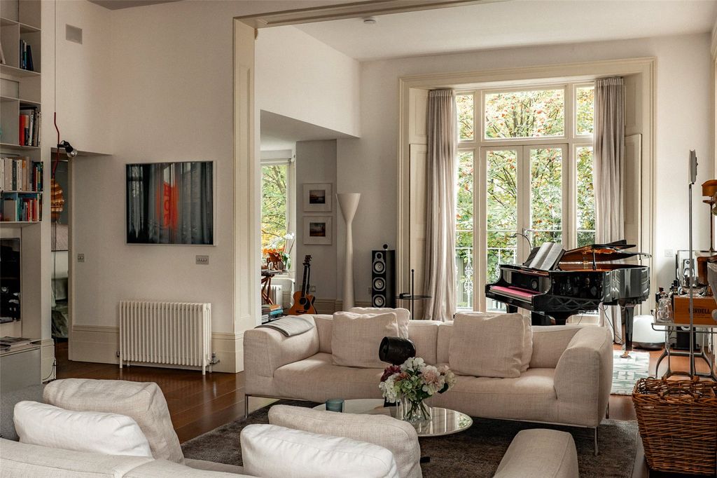 Property photo 1 of 12 Drawing Room