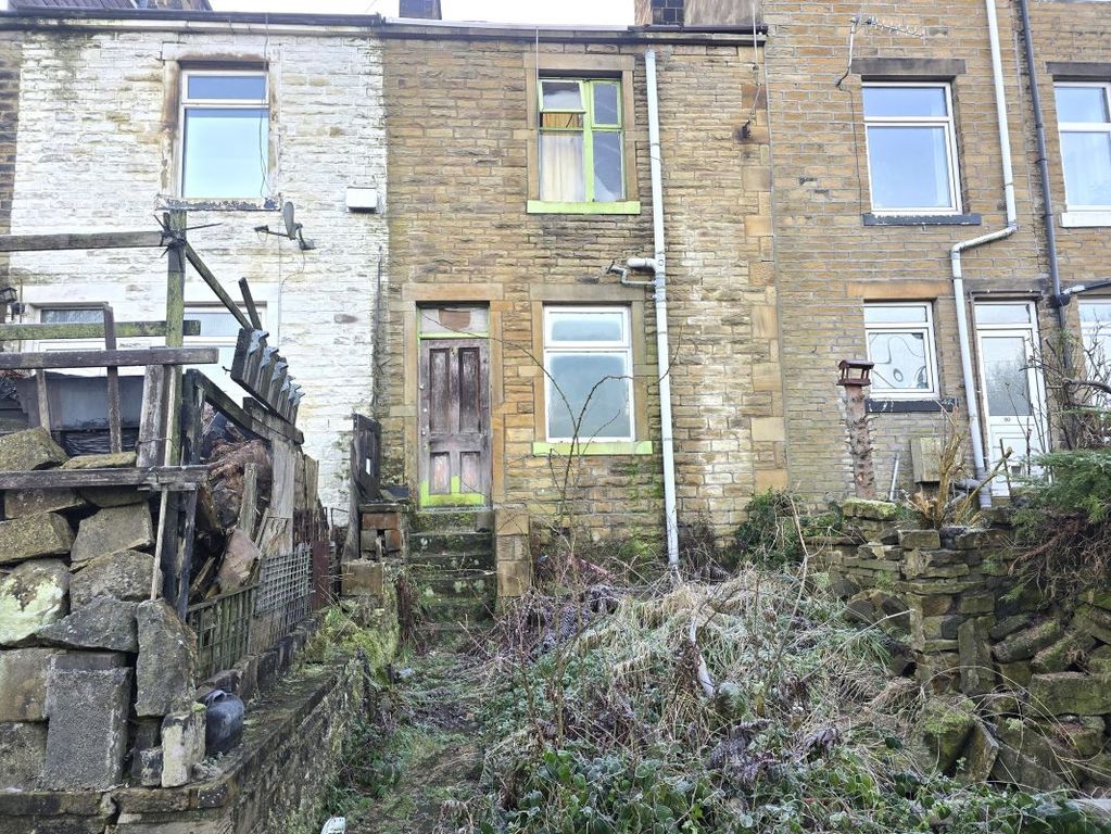 Property photo 2 of 8