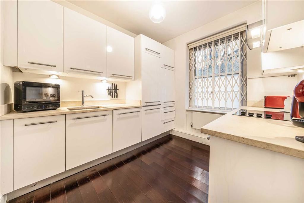 Property photo 3 of 5