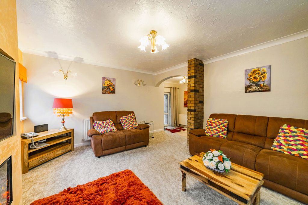 Additional image 7 of 2 bed bungalow for saleDevonshire Close, Heywood OL10