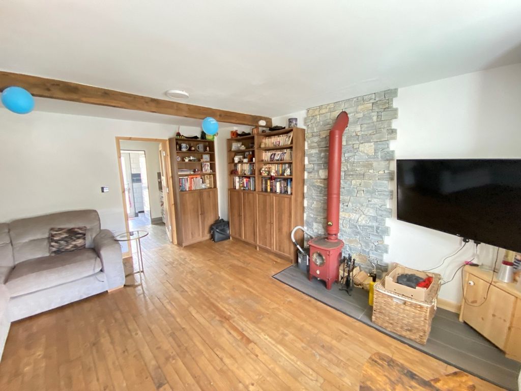 Property photo 2 of 12 Not Specified