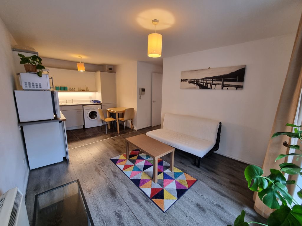 Property photo 2 of 10