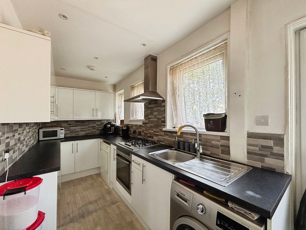 Property photo 3 of 6 Pbox-Img.Jpg