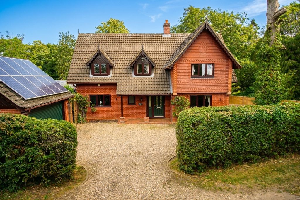 Property photo 1 of 23