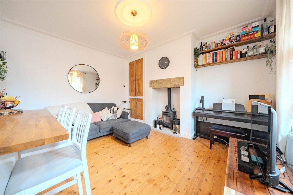 Property photo 3 of 10 Picture No. 26