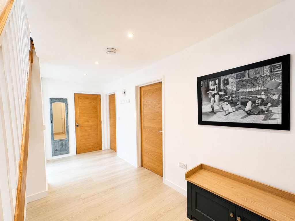 Property photo 2 of 20 Call Tps 01208 87272811 Copy