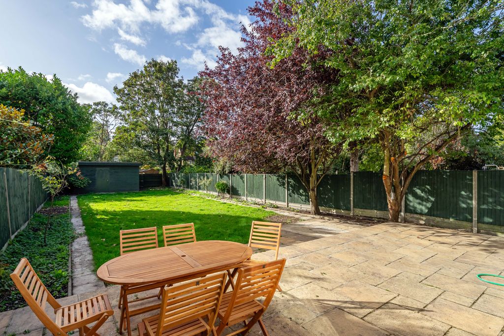 Property photo 3 of 19