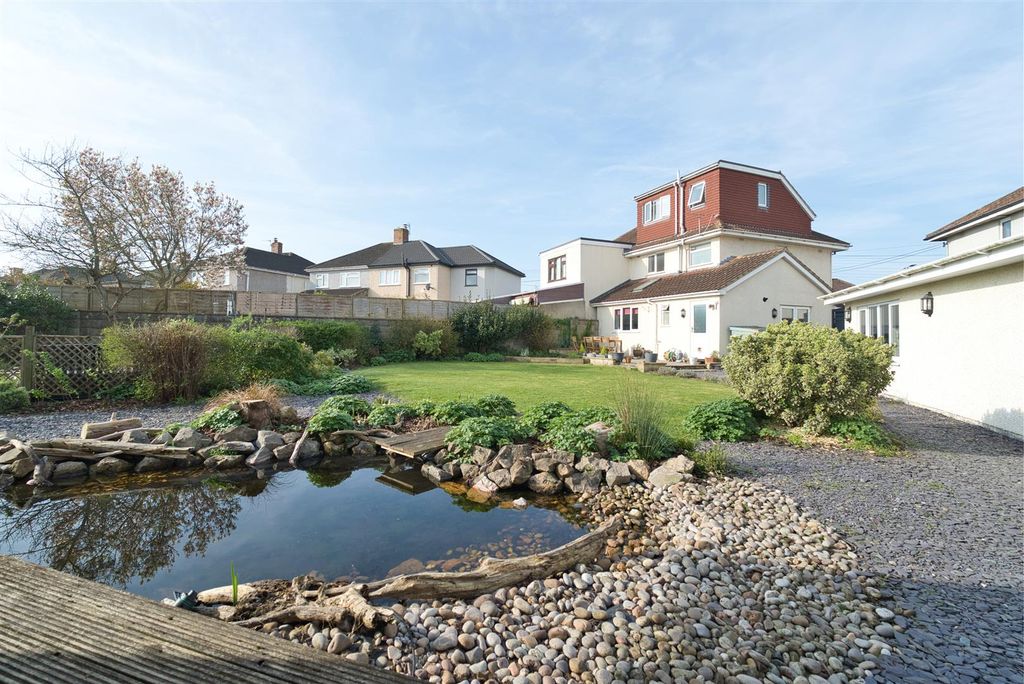 Property photo 3 of 25 Rear Garden