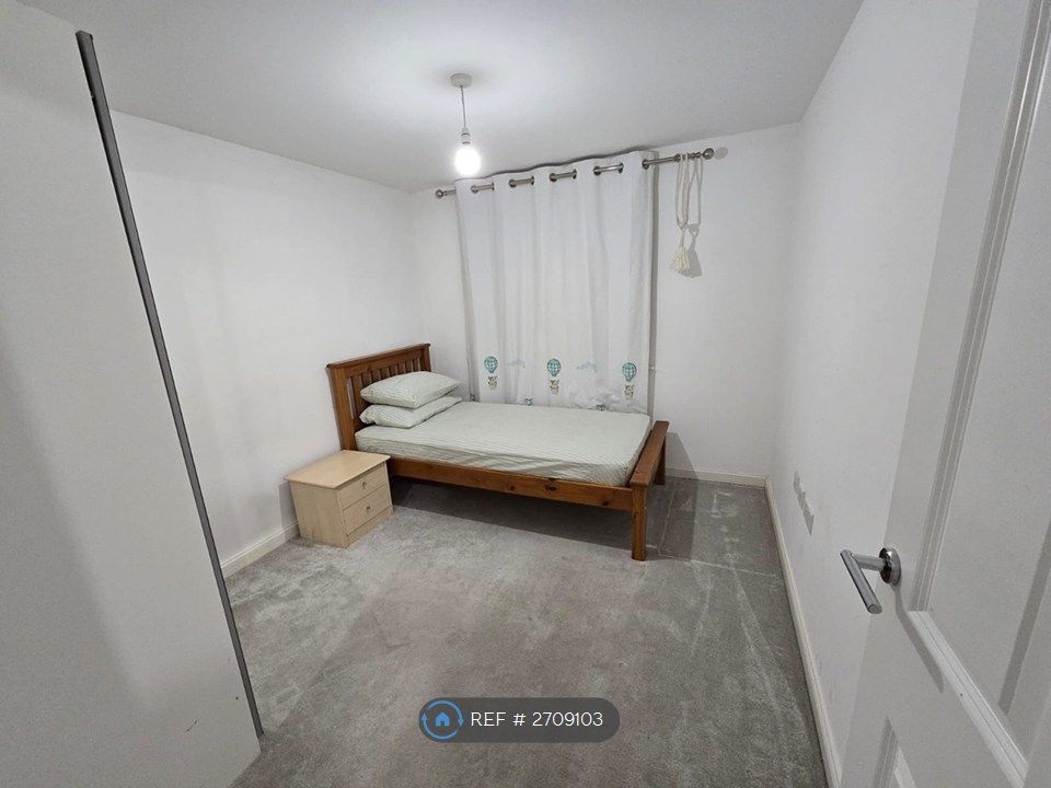 Property photo 1 of 3