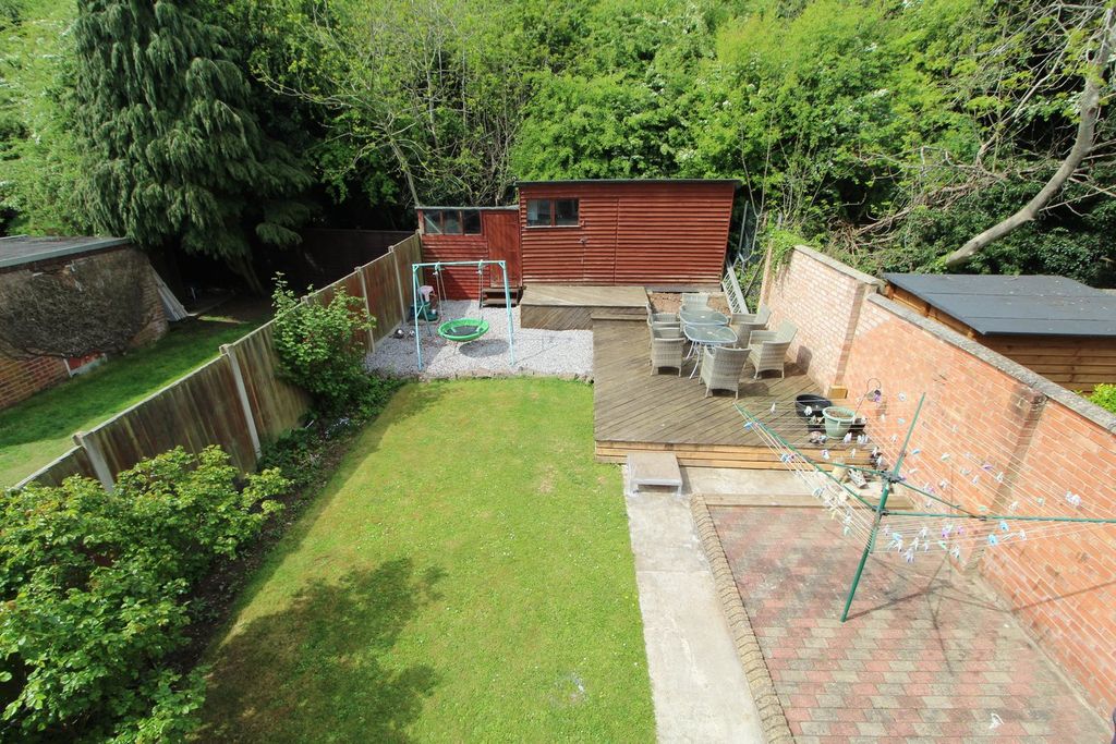 Property photo 2 of 19